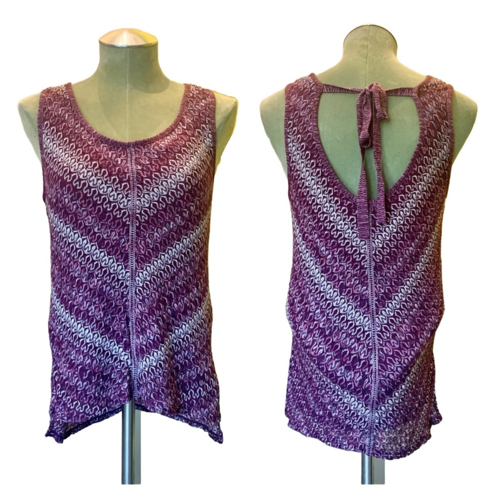 WHBM Scoop Neck Tank